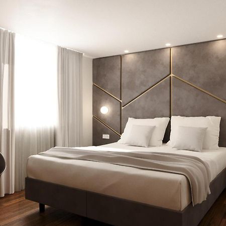 Home At Rome Luxury Navona Suites Roma Exterior foto